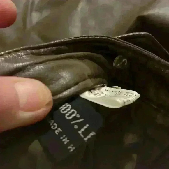 Christa,100% Leather pants. Brown,good condition.Waist 28”,Rise 13”,Inseam 27.5” - Picture 5 of 8